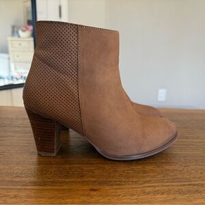 Tan Brown Ankle Boots